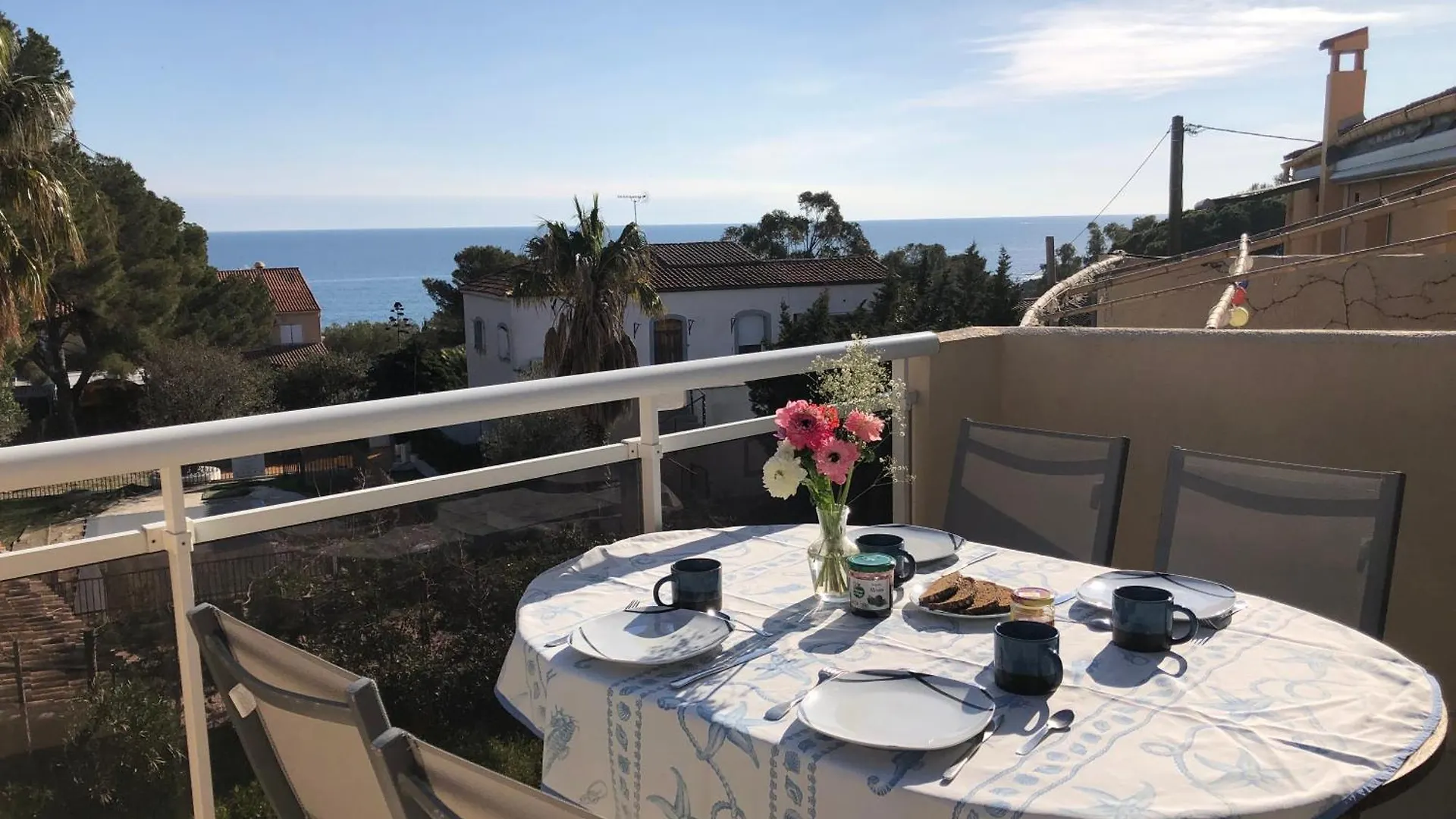 Bel Appartement Pres De La Mer Aux Issambres Les Issambres France